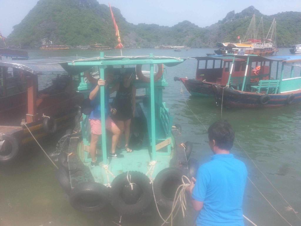 Cat Ba Central Homestay Dong Khe Sau ภายนอก รูปภาพ
